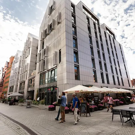 Marina Centre By Bookinghost Gdańsk